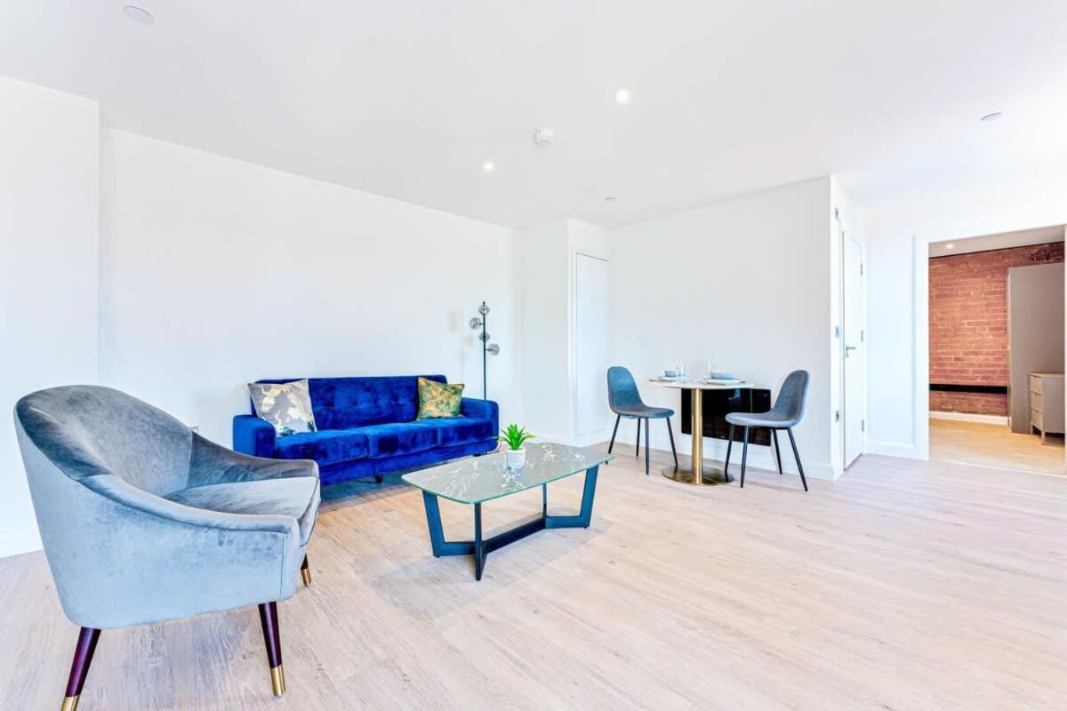 Stunning 1 Bed Apartment In Burton-On-Trent Екстериор снимка