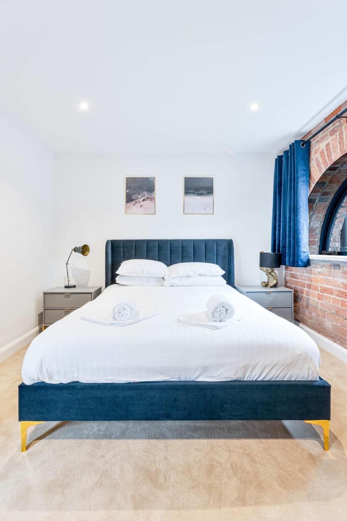 Stunning 1 Bed Apartment In Burton-On-Trent Екстериор снимка